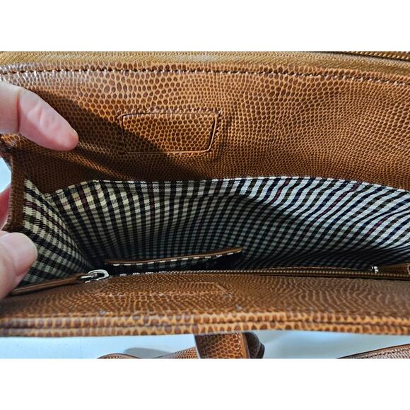 New in Box and Dust Bag Mimi DiCarlo Large Briefcase Tote Tan Style 1009LZ $225 - Picture 6 of 12